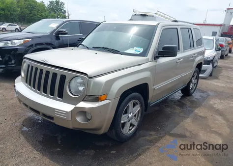 2010 Jeep Patriot Limited из США, поврежденный, VIN 1J4NF4GB3AD580190